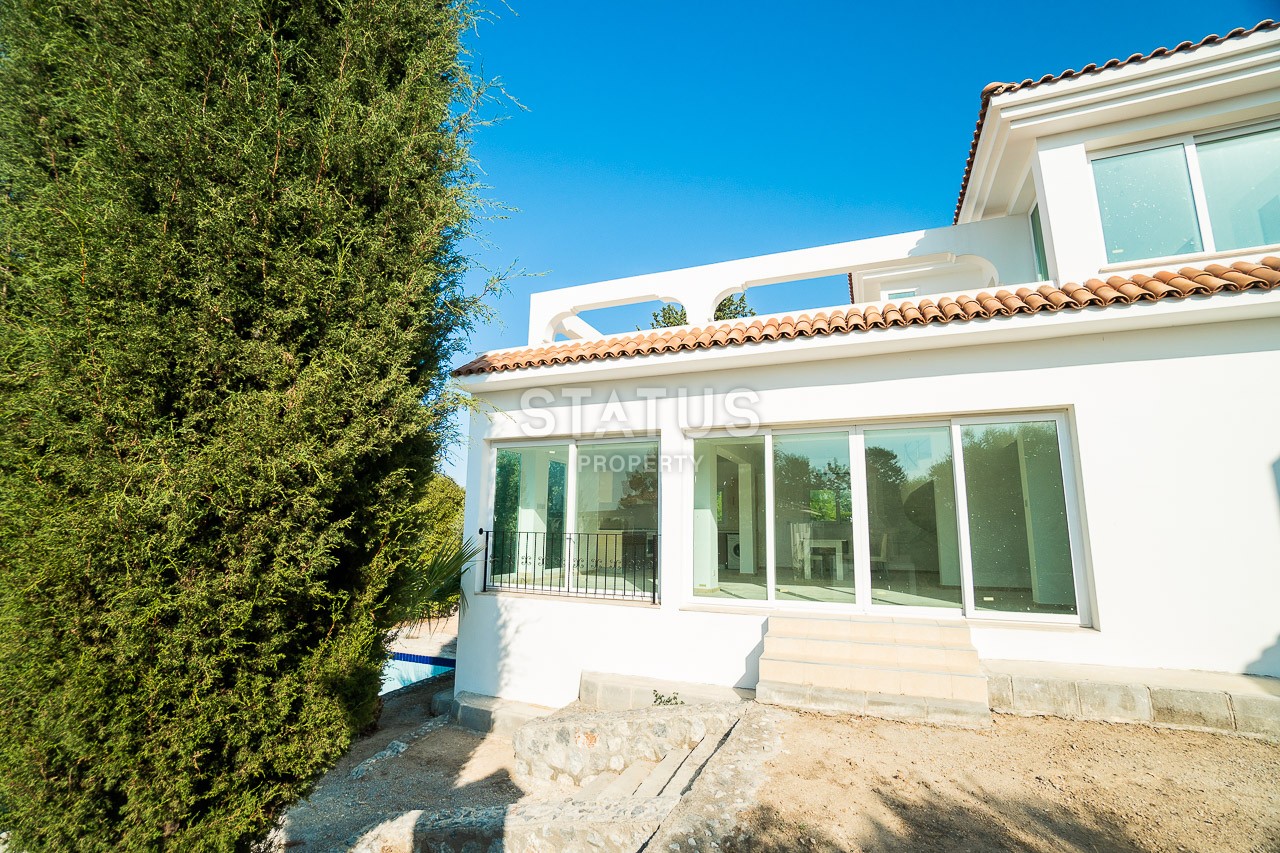 5-room villa 250 m? 10 minutes from the sea. фото 7