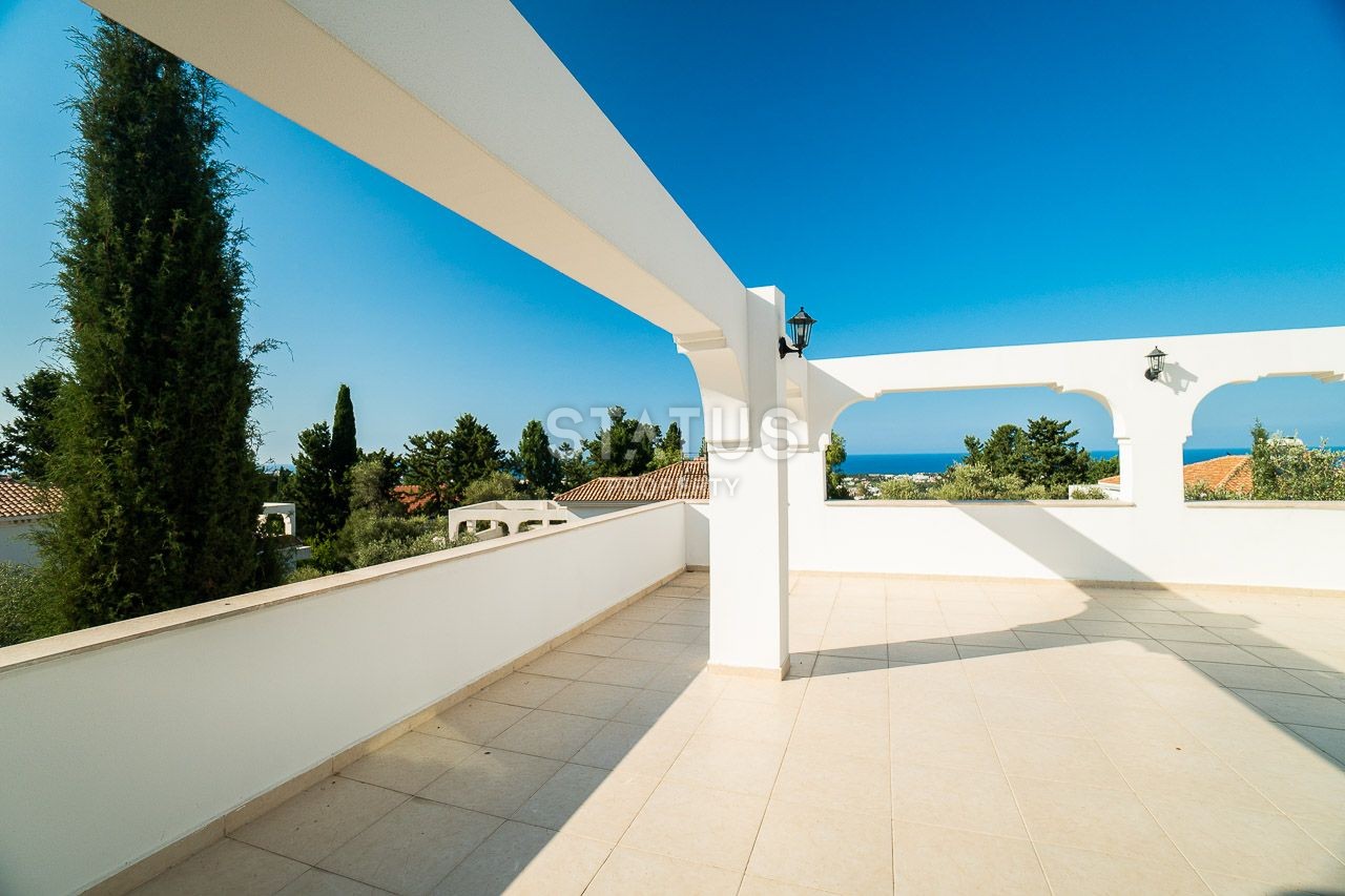 5-room villa 250 m? 10 minutes from the sea. фото 34