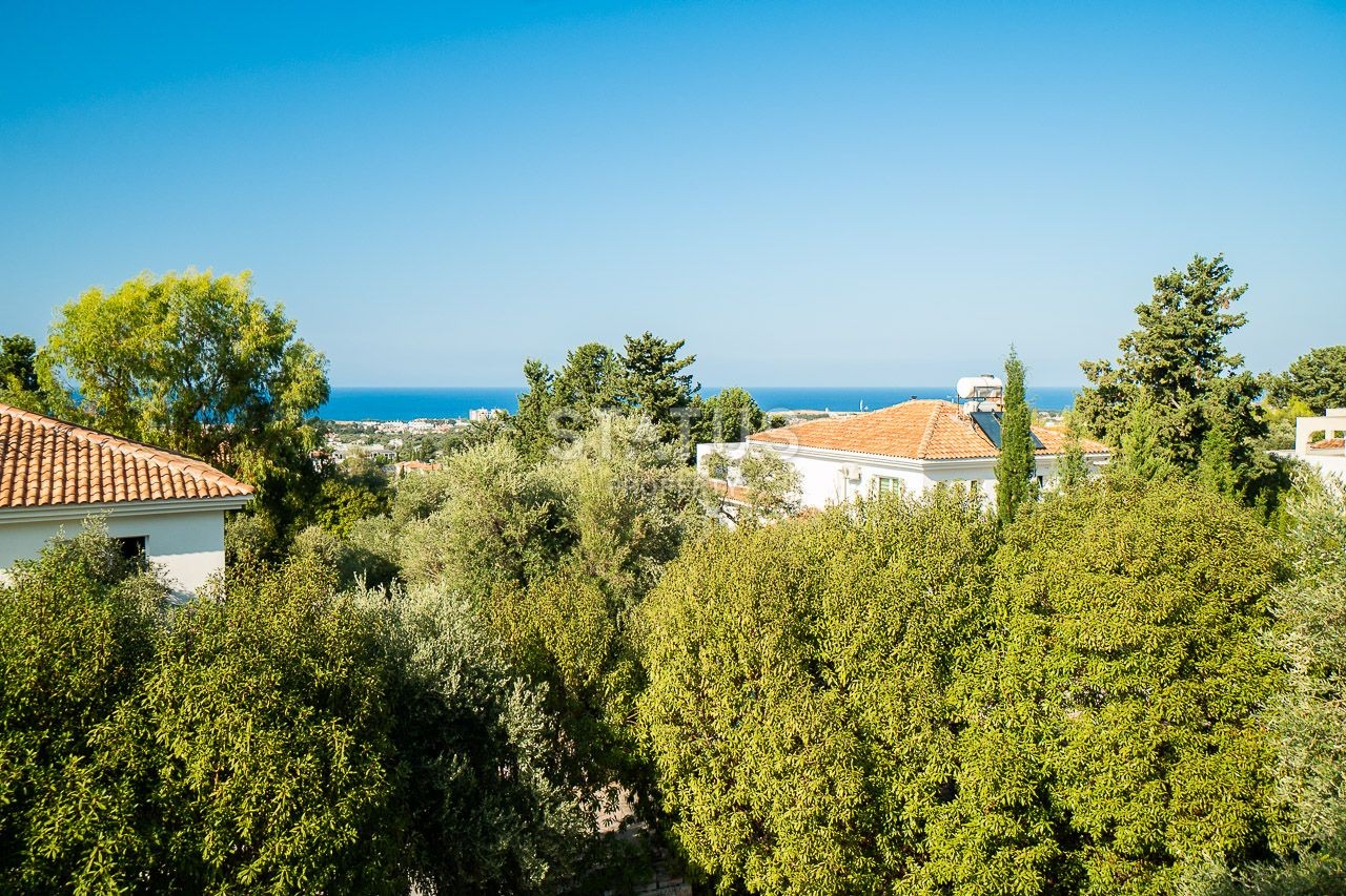 5-room villa 250 m? 10 minutes from the sea. фото 36