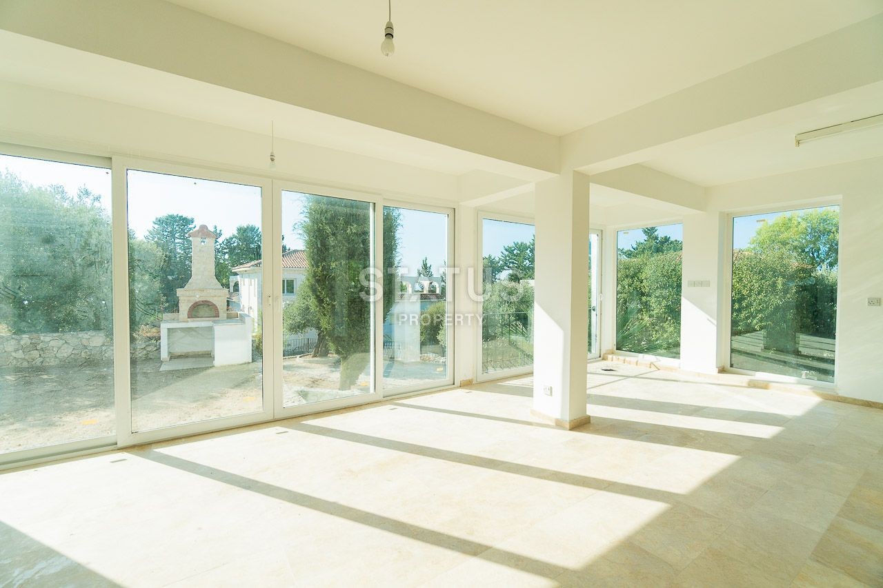 5-room villa 250 m? 10 minutes from the sea. фото 46