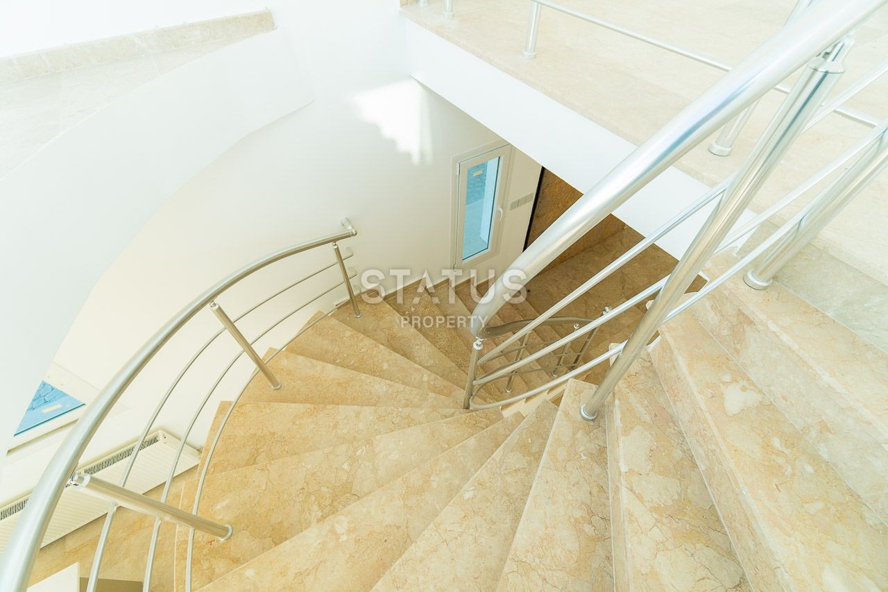 5-room villa 250 m? 10 minutes from the sea. фото 66