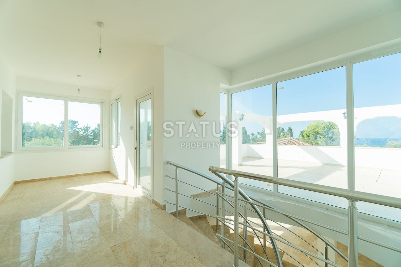 5-room villa 250 m? 10 minutes from the sea. фото 67