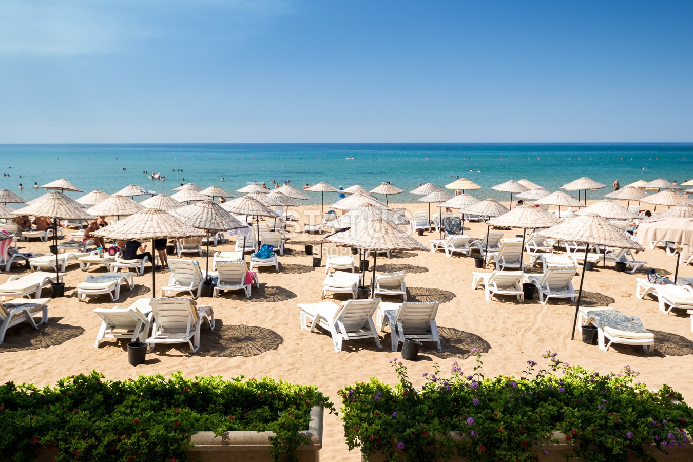 5-room villa 250 m? 10 minutes from the sea. фото 82