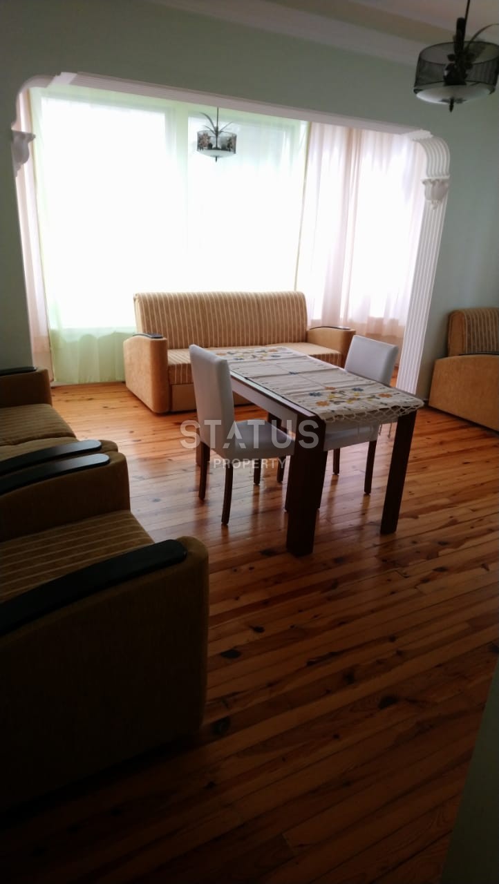 Недорогая трехкомнатная квартира с мебелью в Махмутларе, 110 м2 фото 4