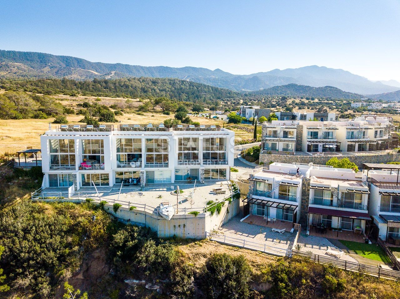 2-комнатные  апартаменты с полной меблировкой в 100 метрах от пляжа, 57 м2 фото 34