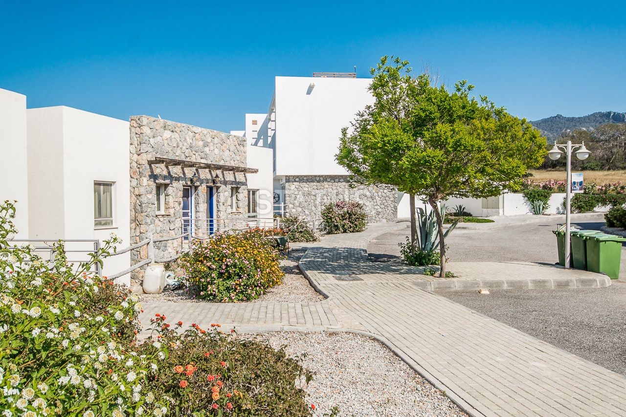 2-комнатные  апартаменты с полной меблировкой в 100 метрах от пляжа, 57 м2 фото 41