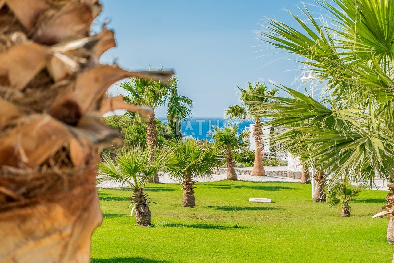 2-комнатные  апартаменты с полной меблировкой в 100 метрах от пляжа, 57 м2 фото 53