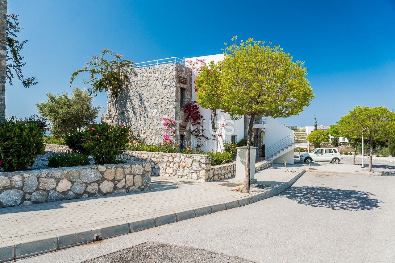 2-комнатные  апартаменты с полной меблировкой в 100 метрах от пляжа, 57 м2 фото 60