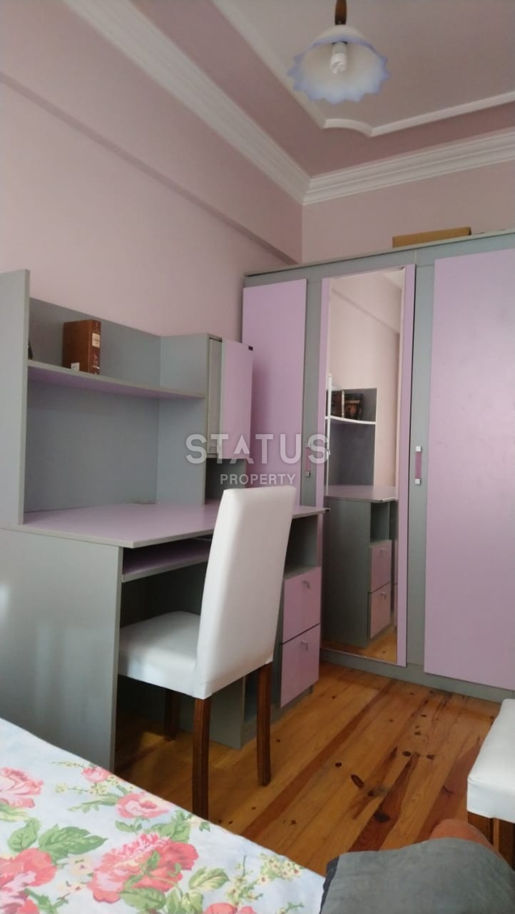 Недорогая трехкомнатная квартира с мебелью в Махмутларе, 110 м2 фото 9