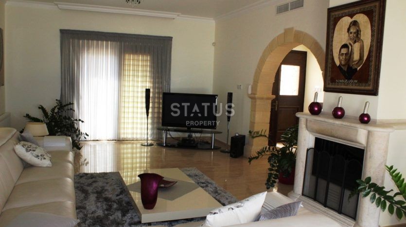 5-комнатная вилла 410 м2 в 100 метрах от песчаного пляжа. фото 12