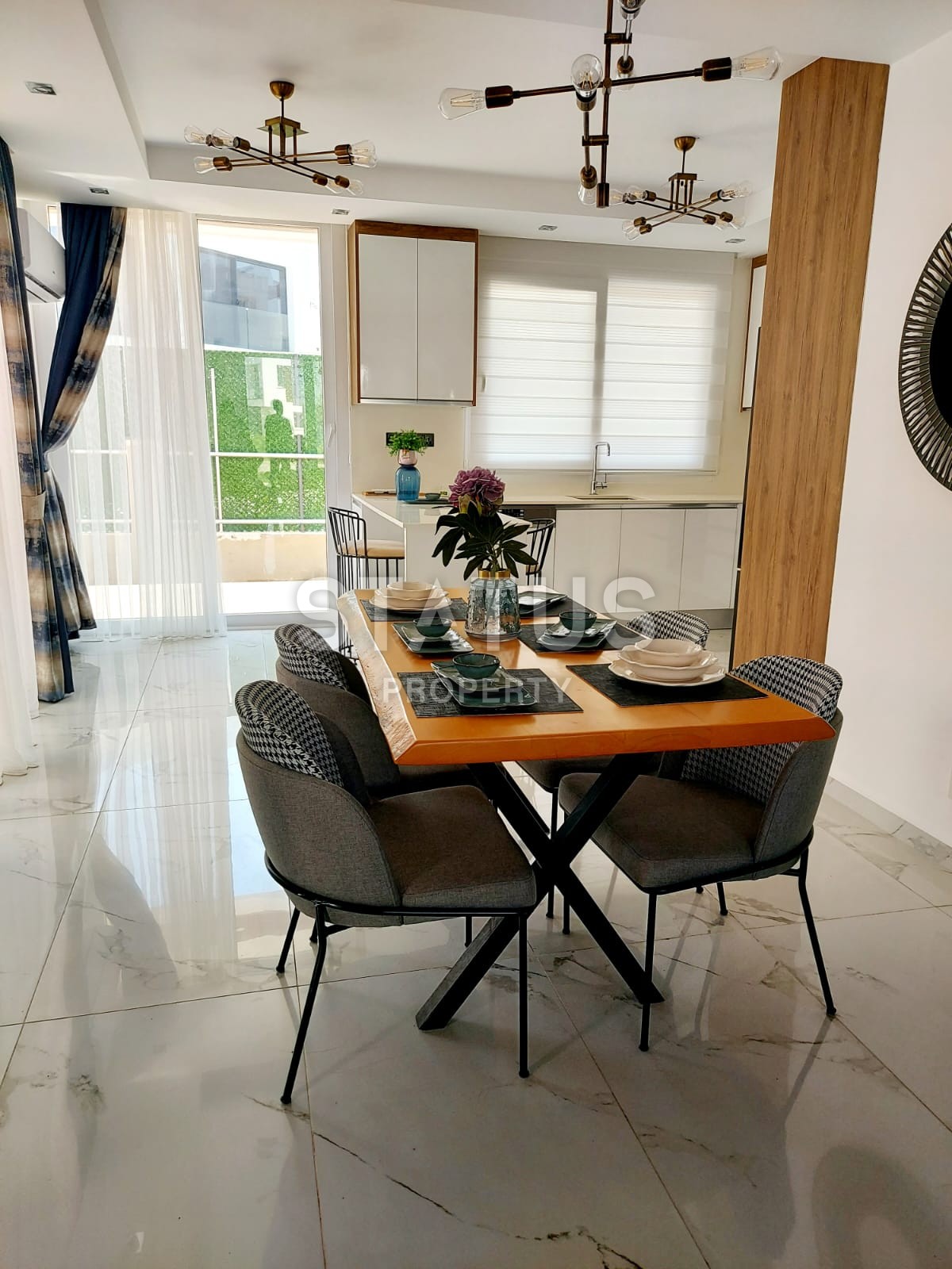 Villa Duplex 3+1 ( 284 m? ) with a terrace in Alsancak фото 5