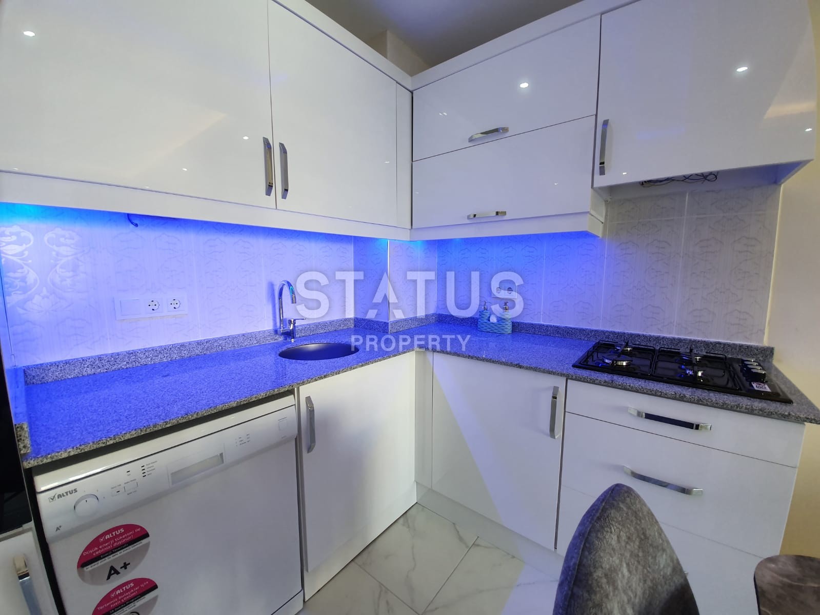 Новая квартира с мебелью 1+1 в комплексе с бассейном, Махмутлар,68 м2 фото 24