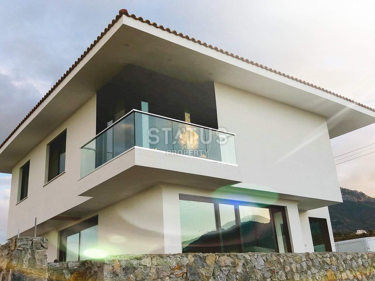 5-комнатная вилла 200 м2 в 2 минутах езды от пляжа фото 3