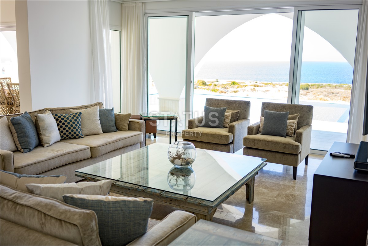 4-комнатная вилла 180м2 с собственным бассейном на первой линии от моря фото 12