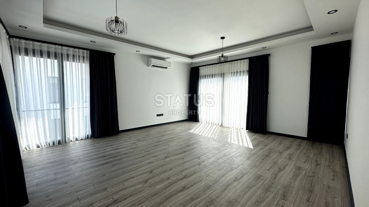 5-комнатная вилла 304 м +30 м? терраса у пляжа Сардунья бэй фото 7