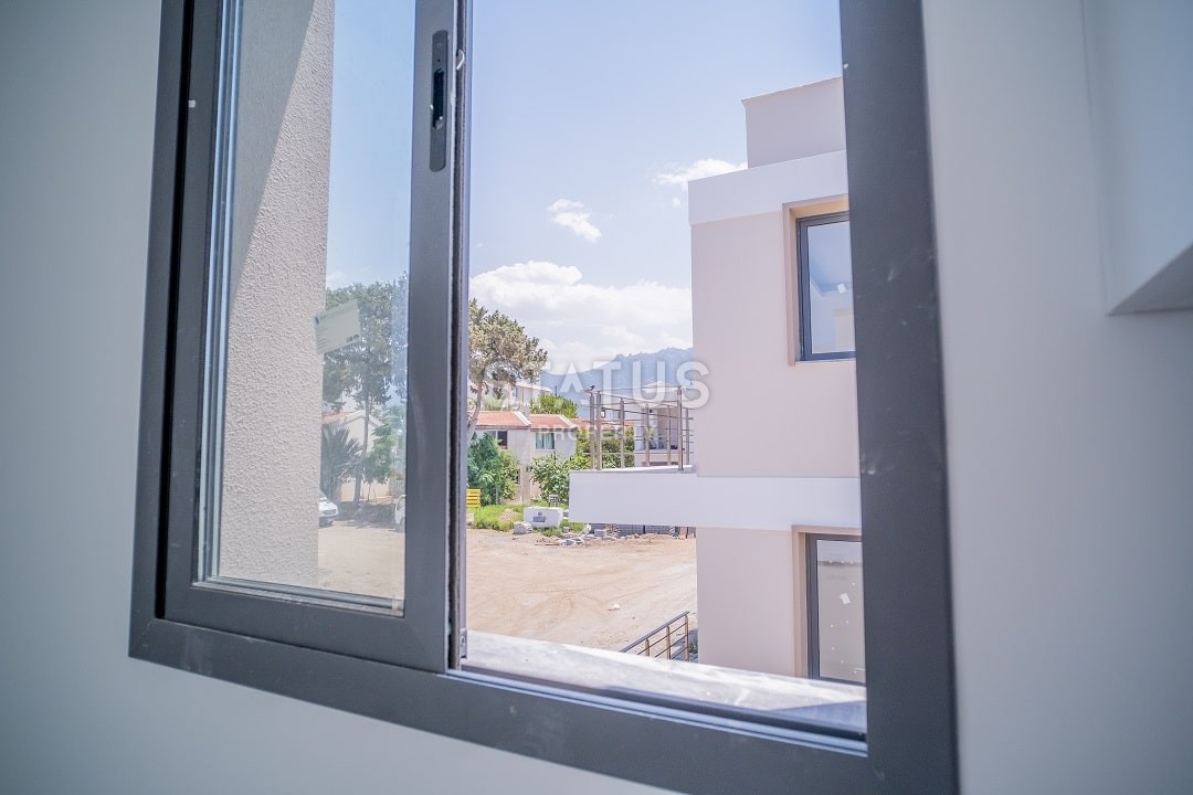 2-комнатные апартаменты 50 м2  в 150 метрах от моря фото 19