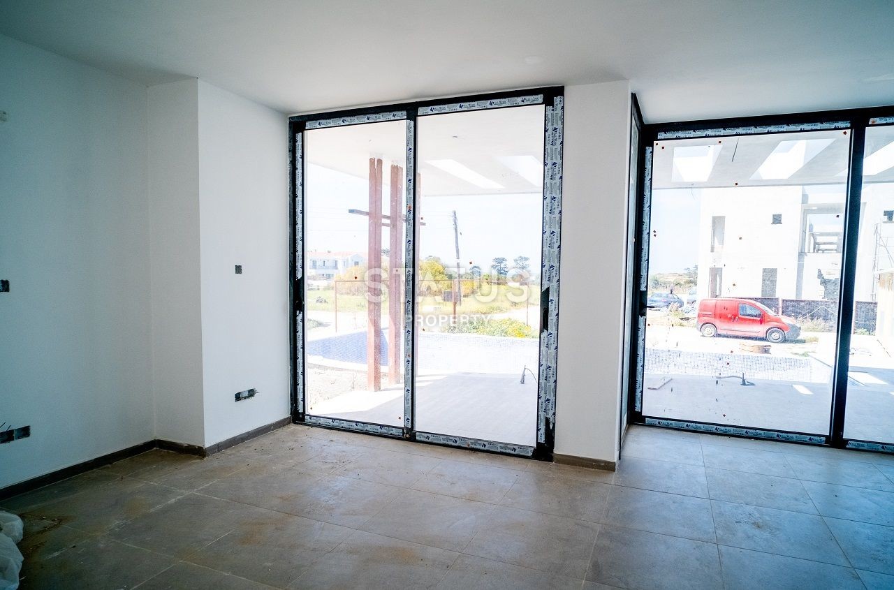 4-комнатная вилла 212 м2 с собственным участком земли в 300 метрах от песчаного пляжа фото 19