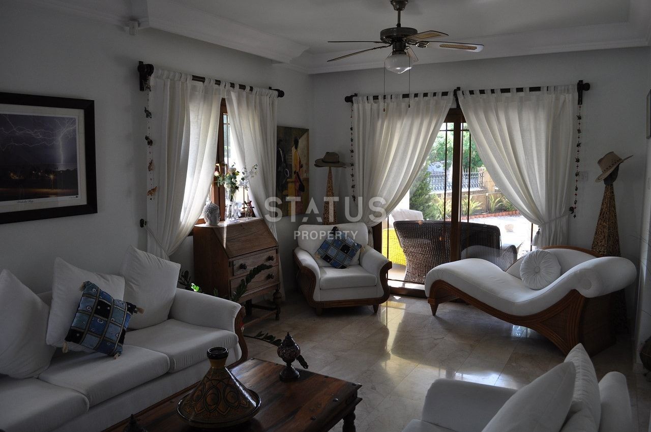 5-room villa 200 m? with swimming pool 100 meters from the beach фото 4