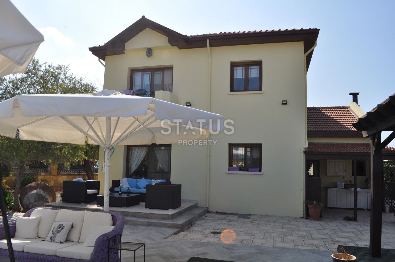 5-room villa 200 m? with swimming pool 100 meters from the beach фото 48