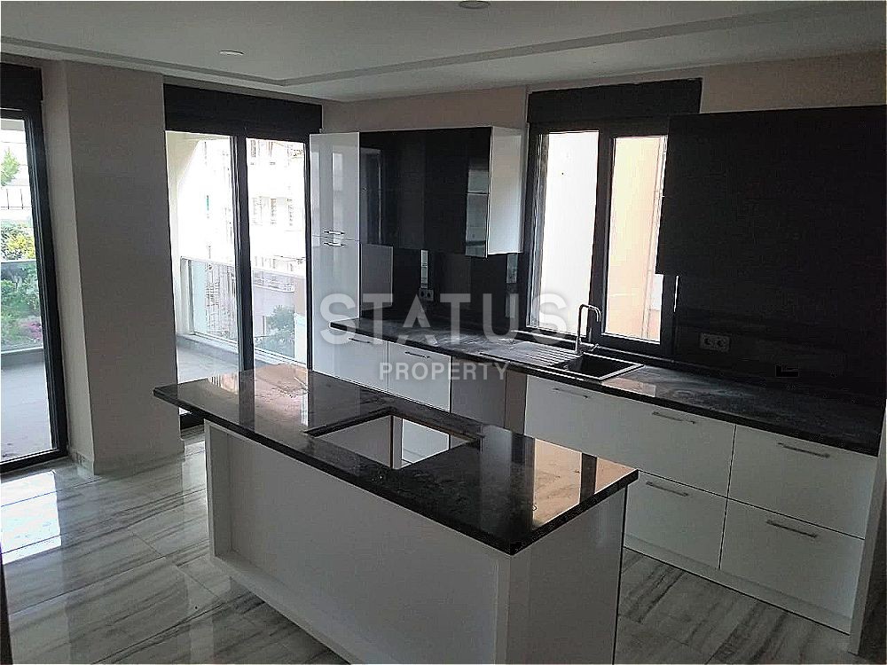 Шикарная квартира в центре Алании 100 метров до песчаного пляжа! фото 10