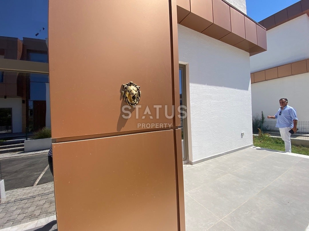 Готовая 4-комнатная элитная вилла 178 м2 с собственным садом фото 25