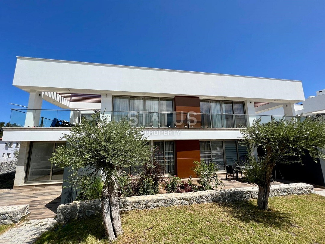 3-room apartment fully furnished 102 m?+60 m? terrace in a luxury complex 500 meters from the beach фото 5