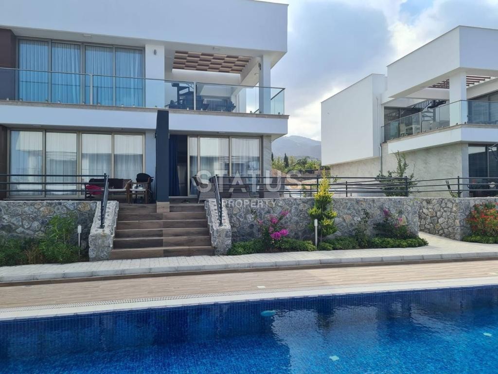 3-room apartment fully furnished 102 m?+60 m? terrace in a luxury complex 500 meters from the beach фото 8