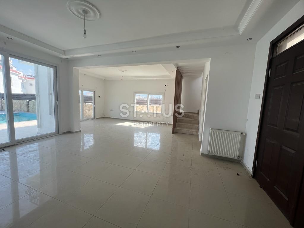 Роскошная вилла 200 м? с большим бассейном в Лапте фото 16