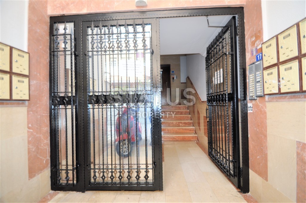 Добротная квартира в европейском районе Оба, с мебелью и техникой фото 5