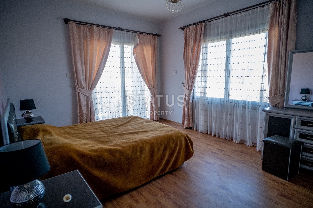 4-room villa (265 m?) with a large plot of land in Doankey фото 27