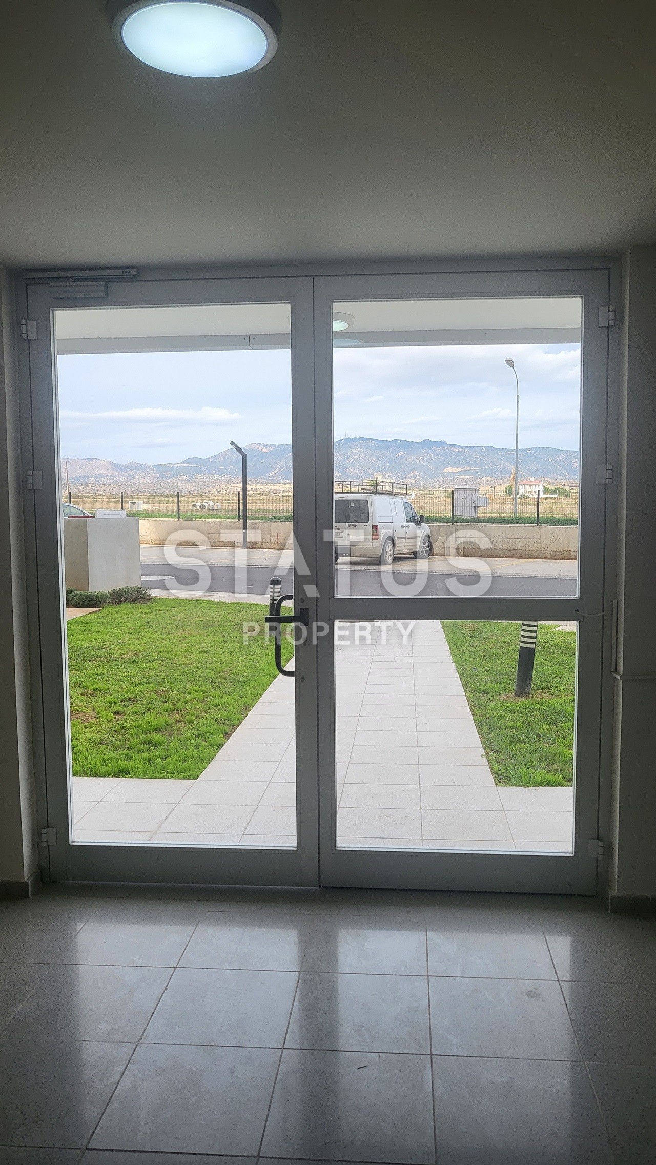 2-х комнатная квартира  с большой террасой недалеко от Лонг-Бич. 52м2 фото 9