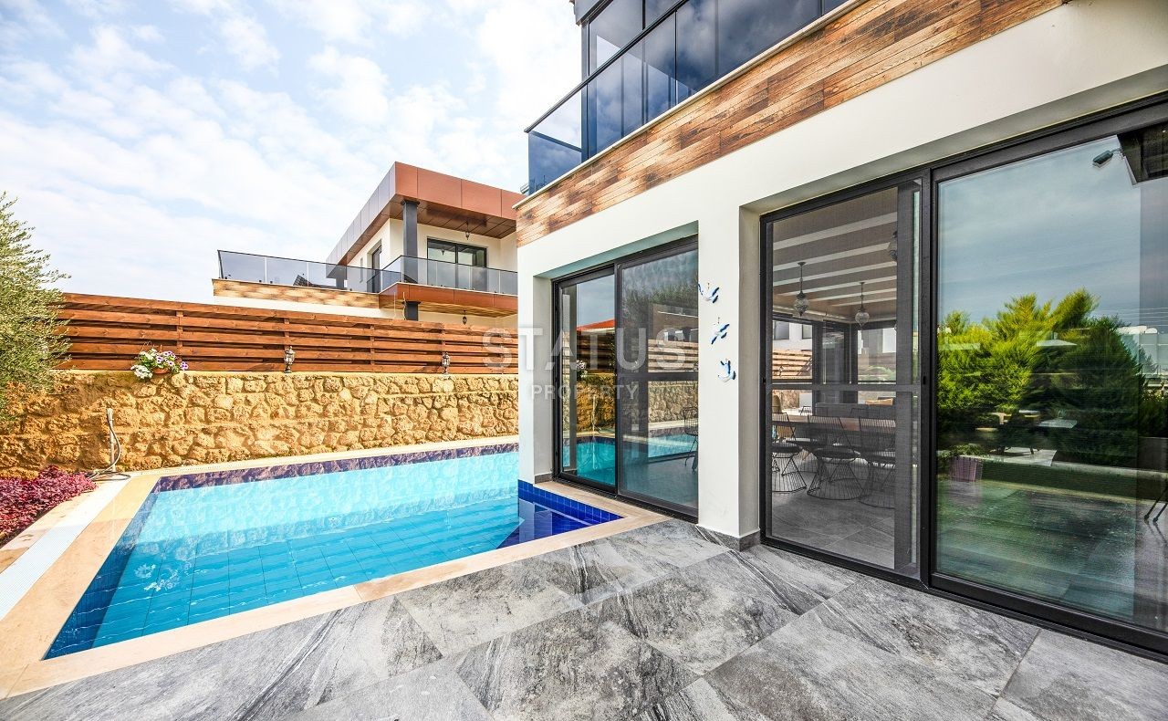 5-ти комнатная вилла 650 м2 с бассейном фото 3