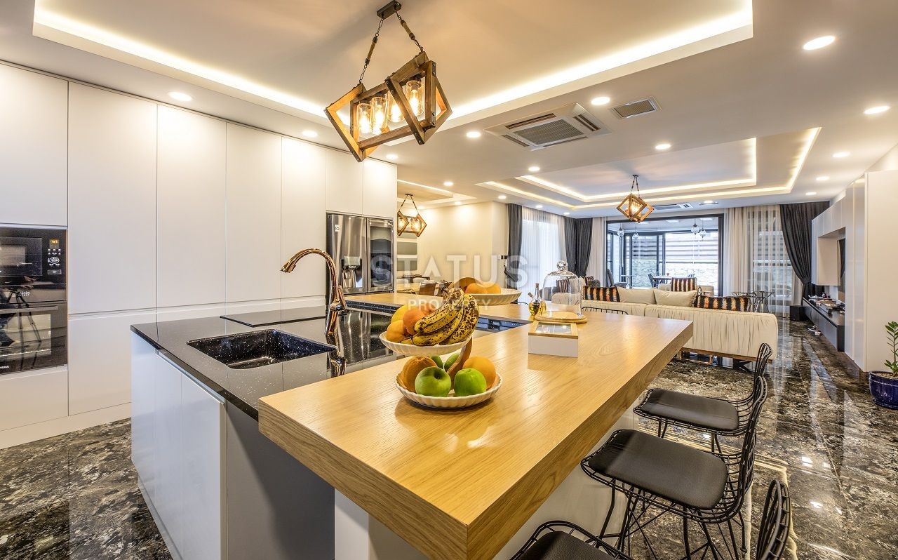 5-ти комнатная вилла 650 м2 с бассейном фото 12