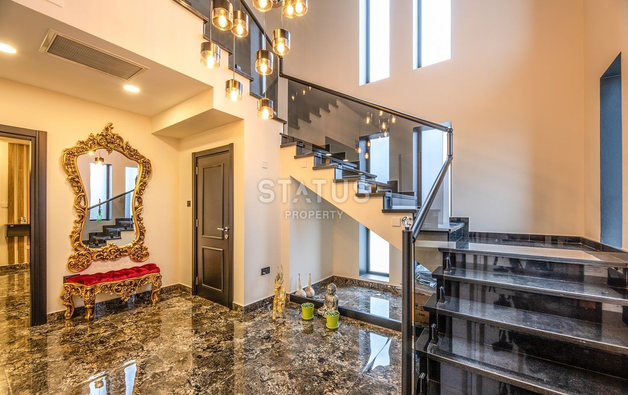 5-ти комнатная вилла 650 м2 с бассейном фото 23