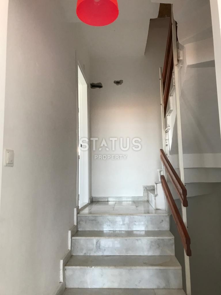 Renovated 3+1 villa in Kargicak area, 220 m фото 14