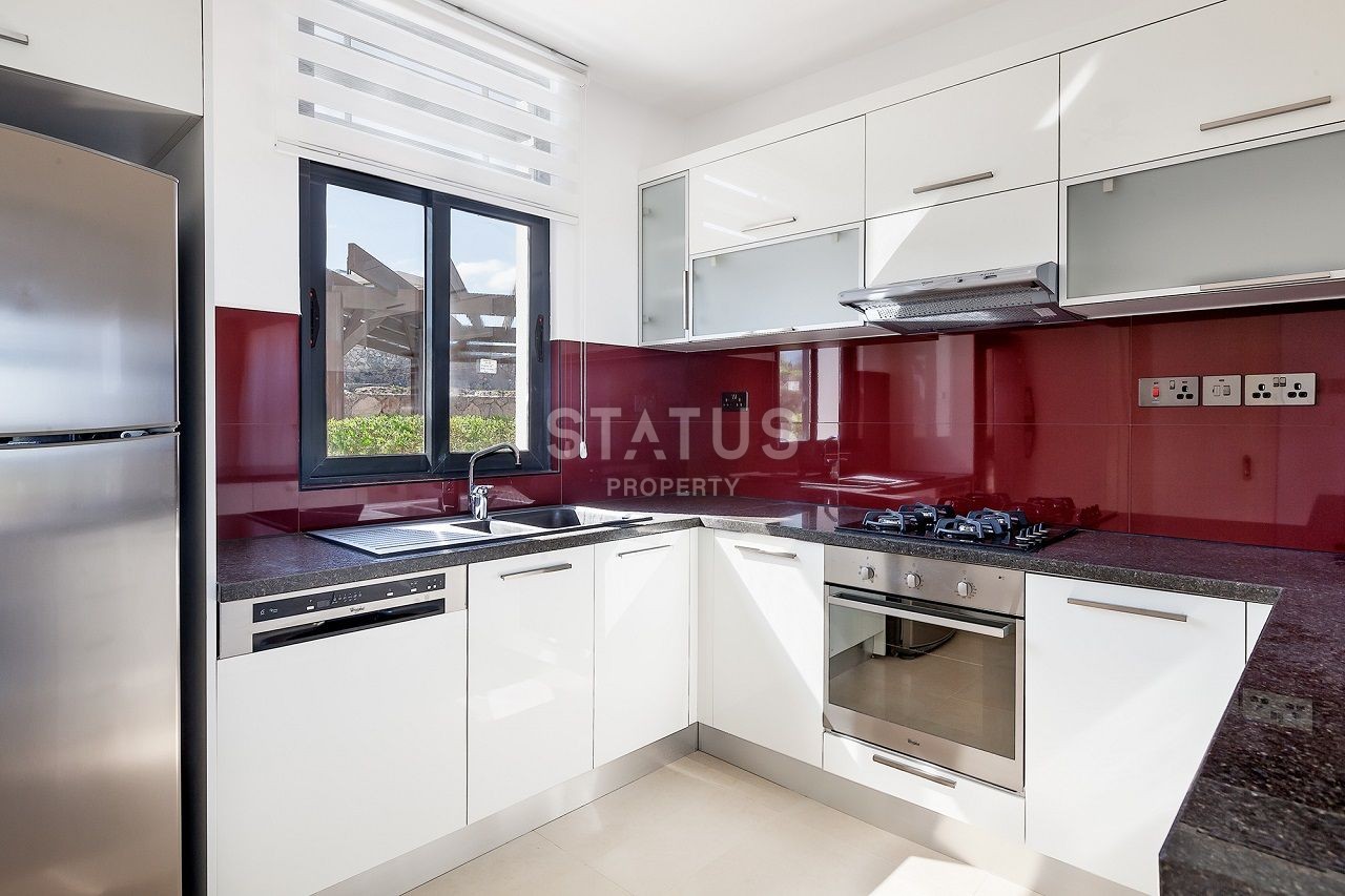 Современная четырехкомнатная вилла 180 м2 в комплексе на первой линии от моря фото 13