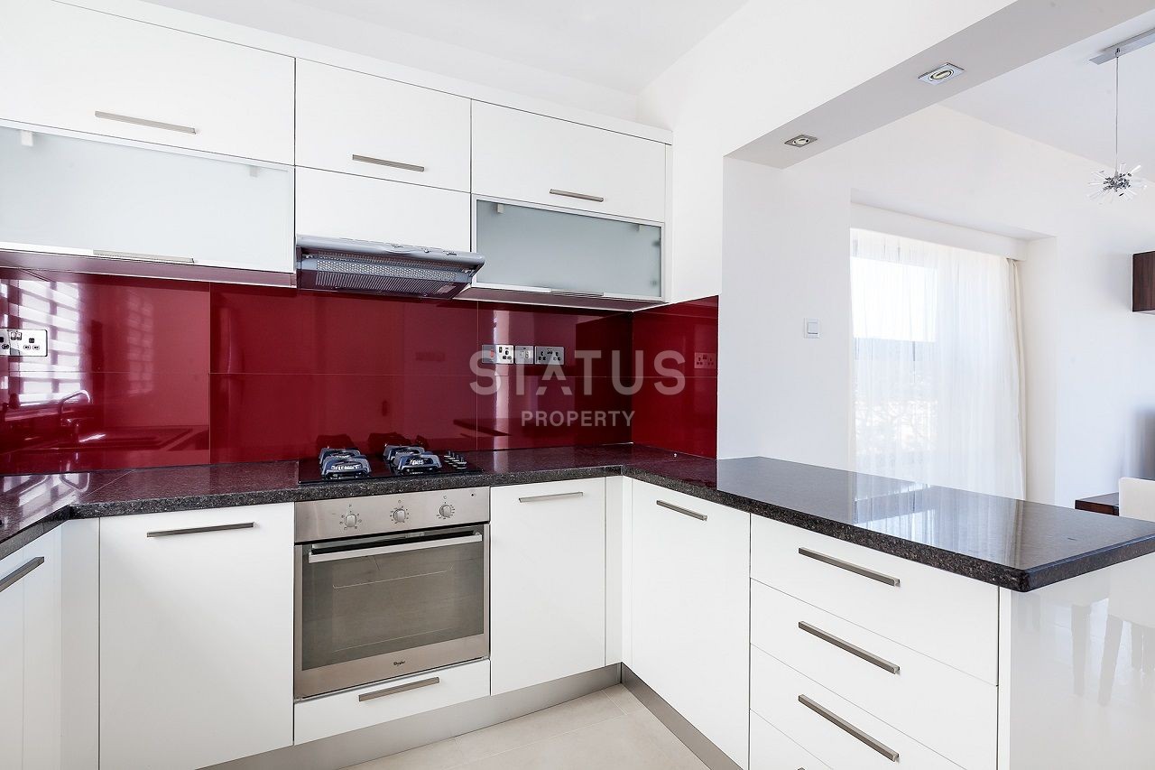 Современная четырехкомнатная вилла 180 м2 в комплексе на первой линии от моря фото 14