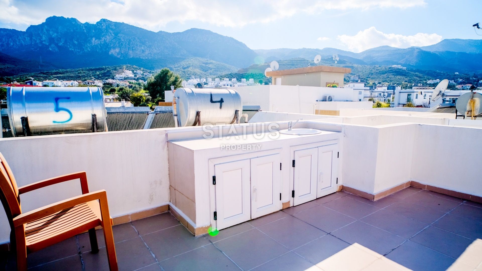 Пентхаус 2+1  74 м2 с террасой на крыше  25 м2 в изумительном комплексе недалеко от Кирении фото 8