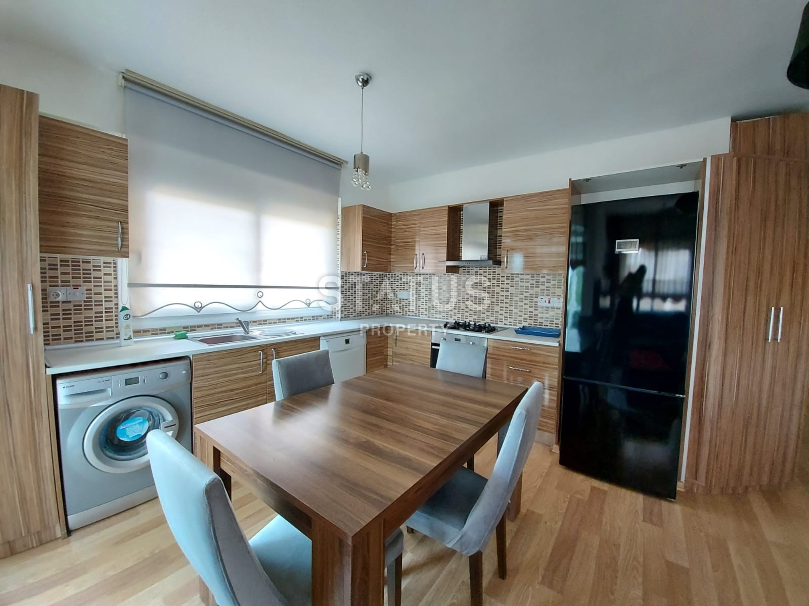 Четырехкомнатная квартира 120 м2   в центре Кирении фото 2