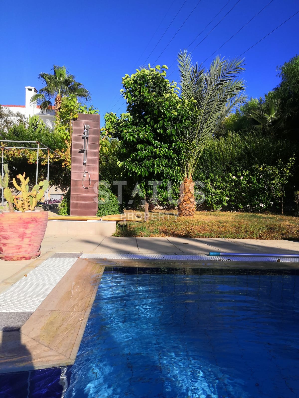 5-ти комнатная вилла 220 м? с бассейном в Беллапаисе фото 3