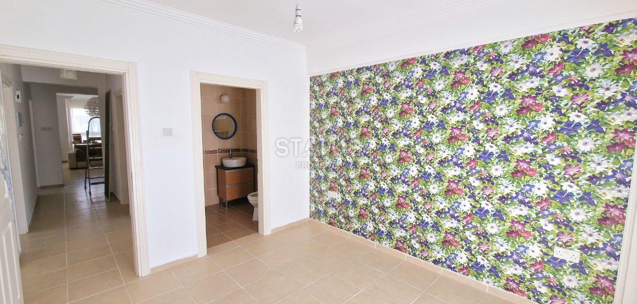 Квартира 3+1 ( 125 м2) c верхней террасой ( 60 м2) в тихом и уютном комплексе в Алсанджаке фото 17