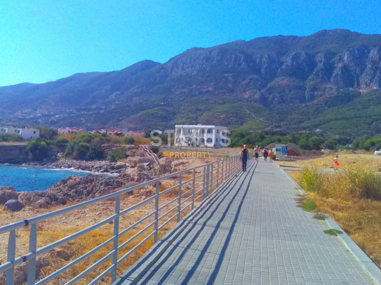 Villa 4+1 (200 m?) in a new complex in Lapta фото 13