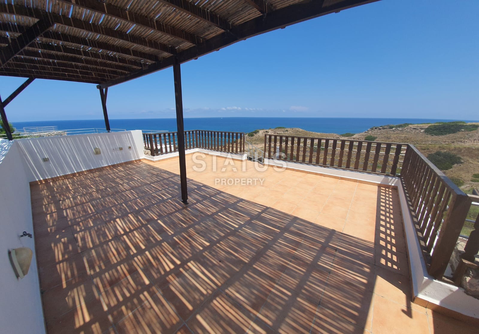 Finished duplex apartment 5+1 (150 m?) with a private pool on the first line from the sea фото 3