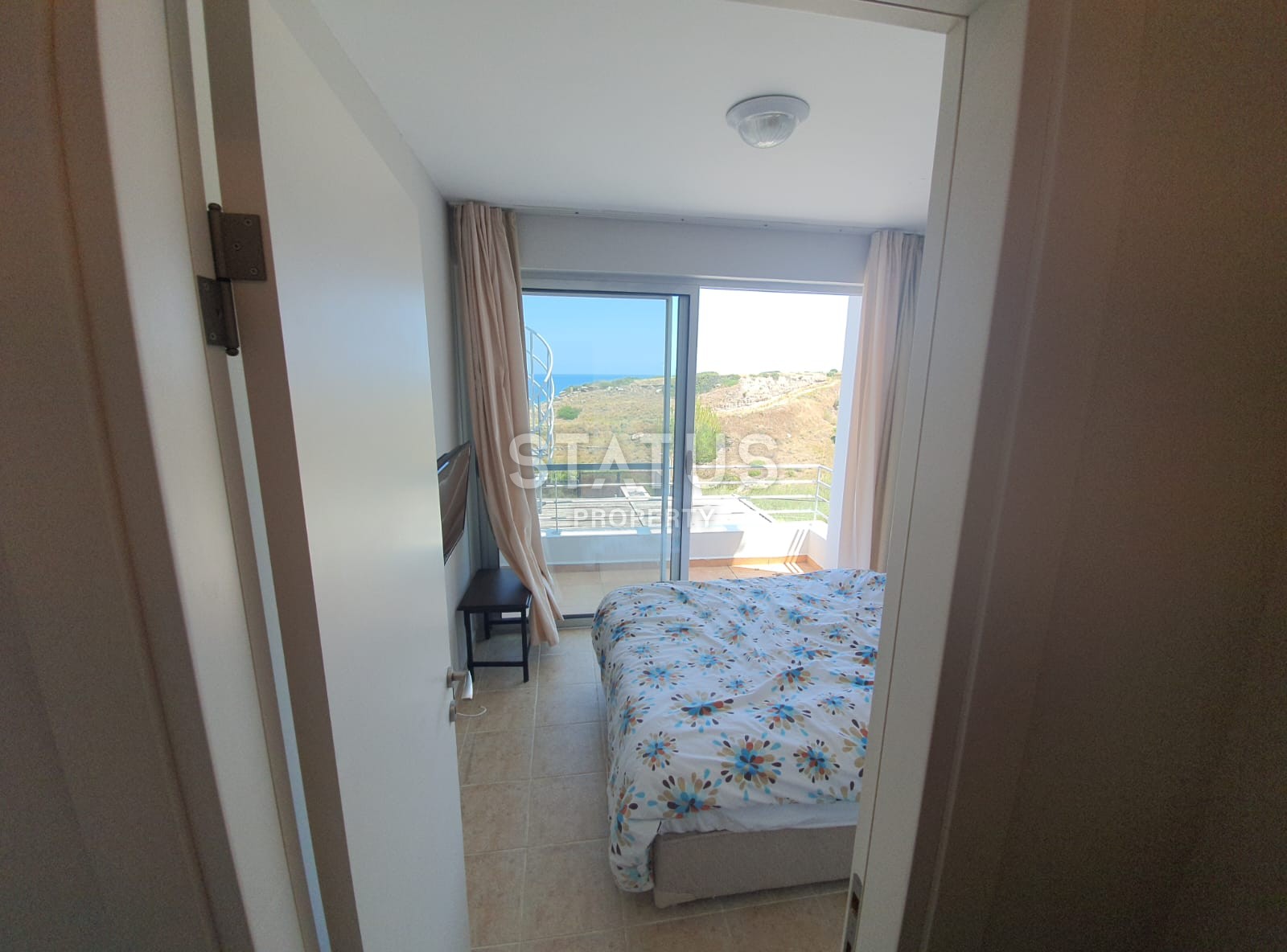 Finished duplex apartment 5+1 (150 m?) with a private pool on the first line from the sea фото 4