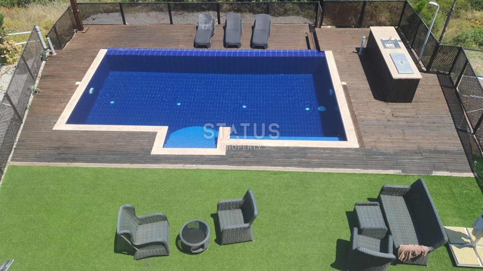 Finished duplex apartment 5+1 (150 m?) with a private pool on the first line from the sea фото 6