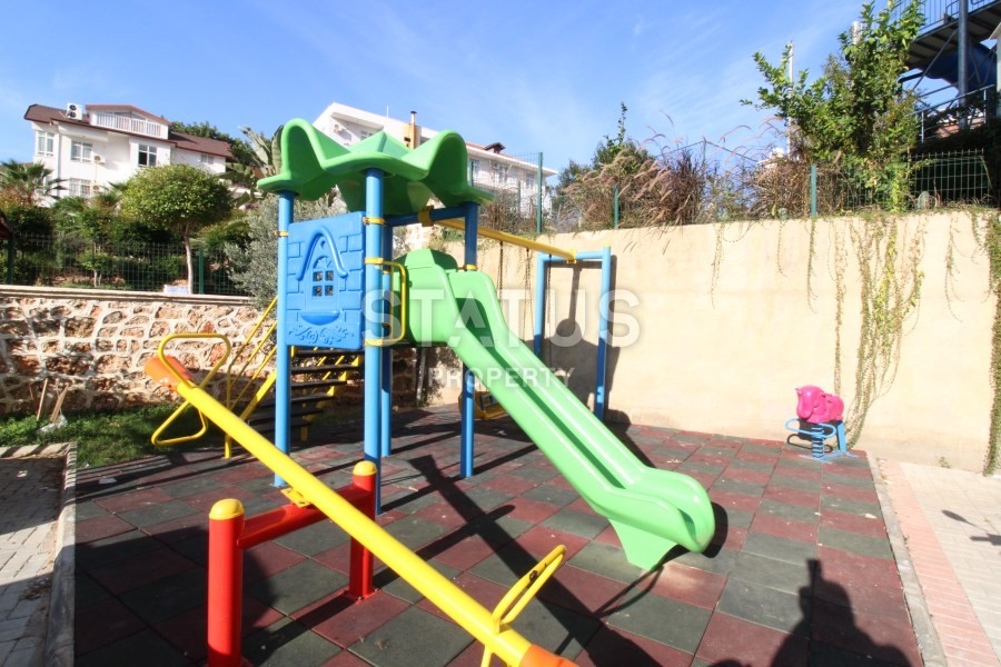 Светлая трехкомнатная квартира в престижном районе Тосмур, 110 кв. м. фото 4