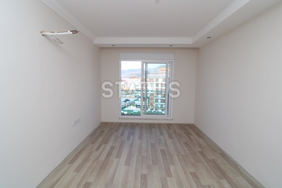 Светлая трехкомнатная квартира в престижном районе Тосмур, 110 кв. м. фото 5