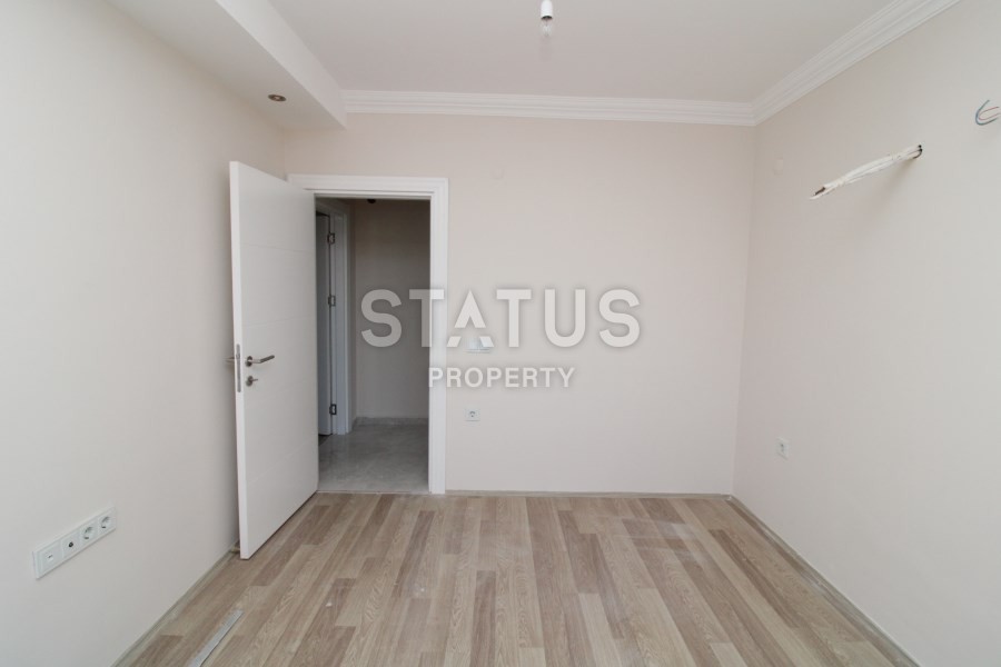 Светлая трехкомнатная квартира в престижном районе Тосмур, 110 кв. м. фото 12