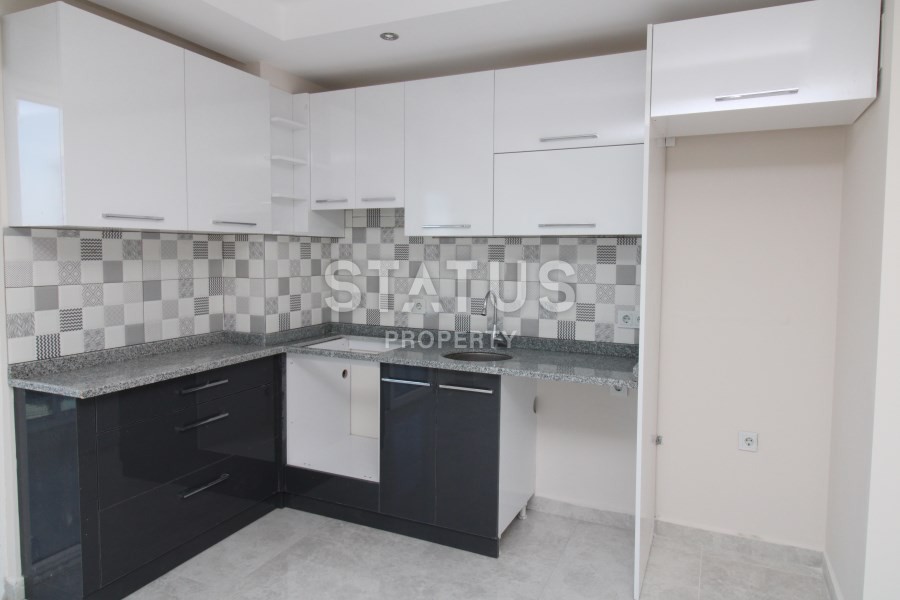 Светлая трехкомнатная квартира в престижном районе Тосмур, 110 кв. м. фото 13