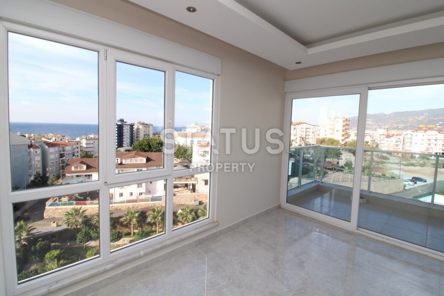 Светлая трехкомнатная квартира в престижном районе Тосмур, 110 кв. м. фото 14